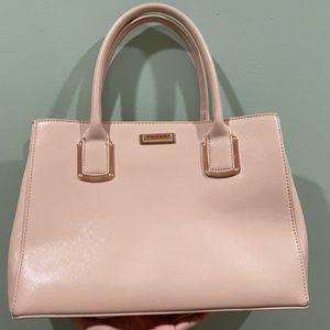 TAHARI BUCKET HOBO LAPTOP CROSSBODY HANDBAG